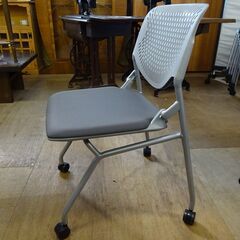 在庫2点　オカムラ　ミーティングチェア　Runa　81S1BA-FSG2【愛品倶楽部柏店】 の画像