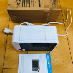 【新品・未使用】ミニセラミックヒーター ホワイト NBC006WHの画像