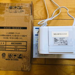 【新品・未使用】ミニセラミックヒーター ホワイト NBC006WHの画像