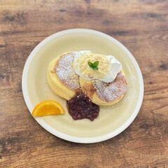パンケーキ専門店『パンケーキの向こうがわ』のカフェホールスタッフ大量募集！の画像