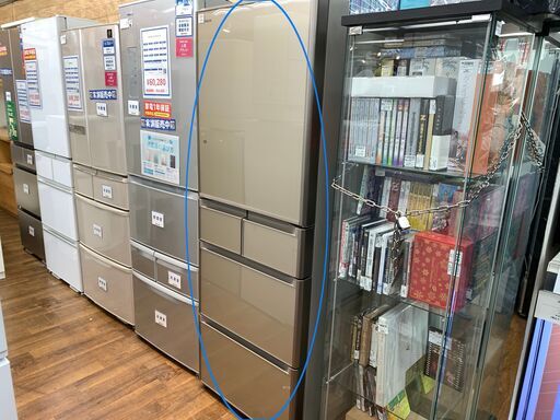 HITACHI（ヒタチ）5ドア冷蔵庫　R-S4700F　2016年　470L