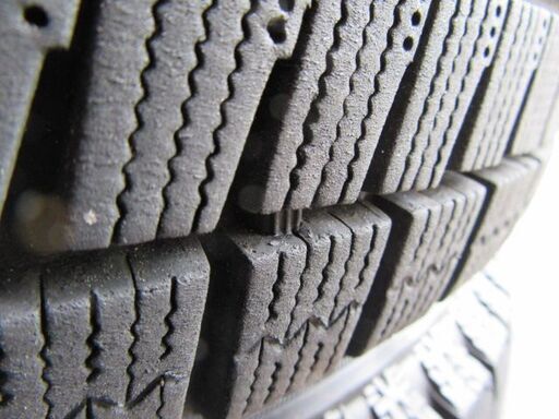 ブリザックREVO RZスタッドレスタイヤ4本(175/65R15)アルミホイール付
