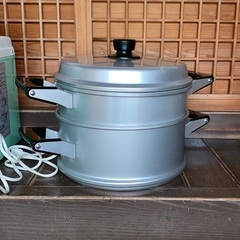 餅つき機、付属品一式の画像