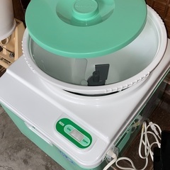 餅つき機、付属品一式の画像