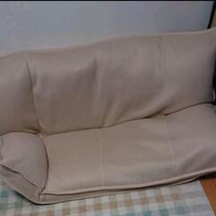 ローソファー2人掛け 決定してます