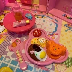 メルちゃんおうち階段つき、ランチセットの画像