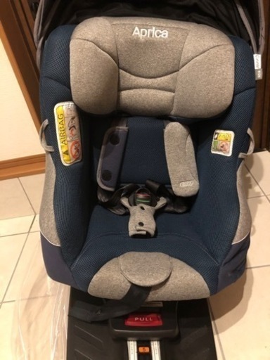 アップリカ　チャイルドシート　クルリラプラス