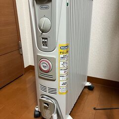 【取引中】デロンギ オイルヒーター