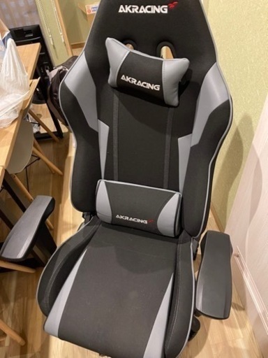 ゲーミングチェアを取りに来てくださる方を探しています。 7,400円