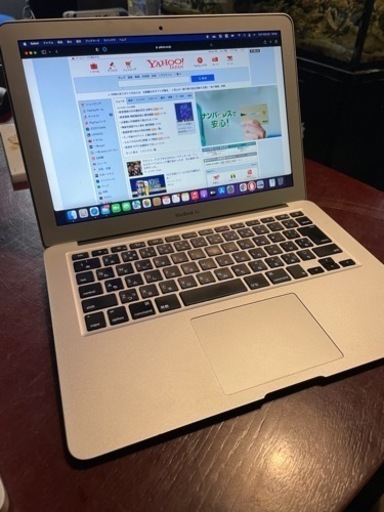 MacbookAir 2015 メモリ8GB