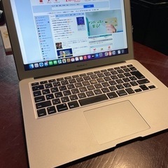 MacbookAir 2015 メモリ8GB