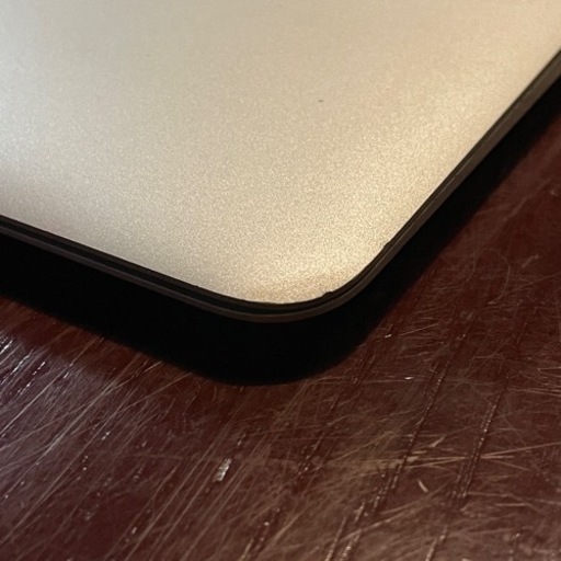 MacbookAir 2015 メモリ8GB