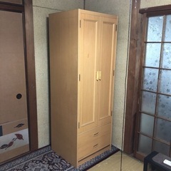 1人暮らし用　スリム洋服タンス　コメント下さい