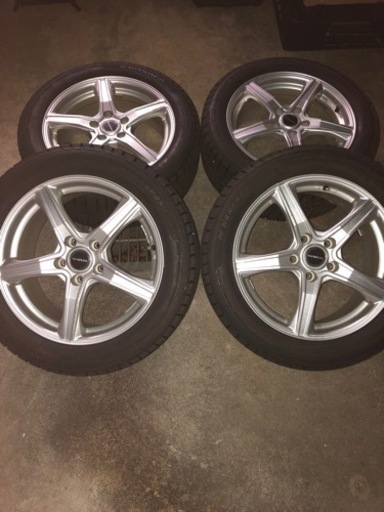 スタッドレスタイヤ17インチ バリ山　バリ溝