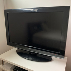 テレビ 32インチ TOSHIBA 2010年製 ブルーレイレコーダー付き