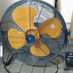 大型扇風機
