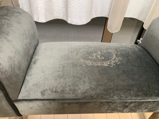 お洒落な荷物置きをお売りします！