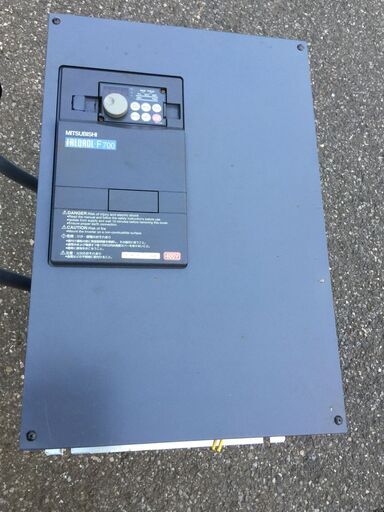 三菱　インバーター　FREQROL   FR-F740-37K　　37KW  IM.IPM対応