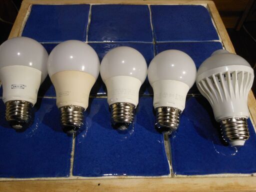 人感センサー明暗ライト　IKEA　LED普通サイズ２個　IKEA 　LED　Mサイズ２個