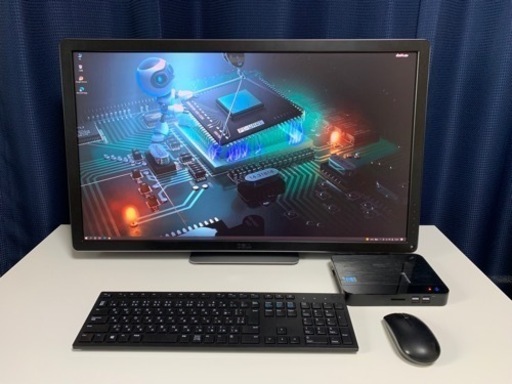 32インチ4Kモニター、小型パソコンセット　中古