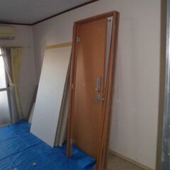 無料・トステムCLシリーズの室内ドア（キーレックスの電子錠付き）W700×H198×厚35mmとドア枠・7年程度使用きれいです・引取限定★の画像