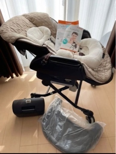 コンビ　ネムリラ　電動　ハイローチェア&ベッド