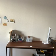 ikea フィエルボ デスクの画像