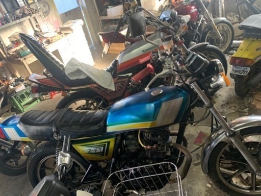 バイク Z250FT