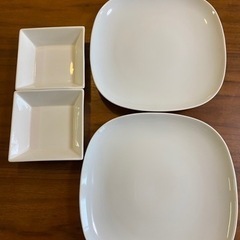スクエア皿　大2枚、小2枚の画像