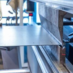 <<月収20万円超>>プラスチックの成形作業（交代勤務） 兵庫県...