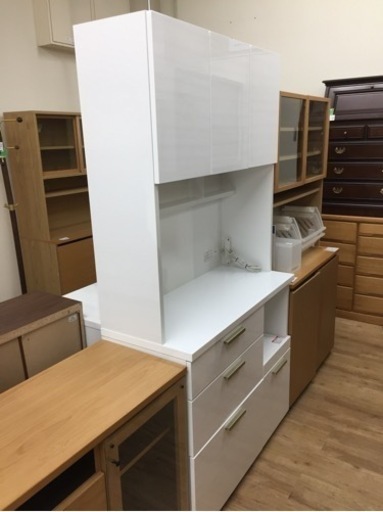 ニトリの３枚扉レンジボード（ホワイト）です。【トレファク東大阪店】