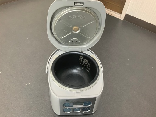 炊飯器3合炊き