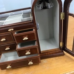 取引場所　南観音　A  2112-187  ジュエリーケース　木の宝石箱　工芸品　オルゴール付の画像