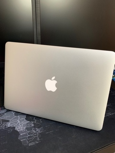 アップルMacBook Air 13-inch/4G/256G