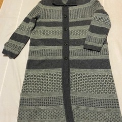 カシミヤ100%のロングニット