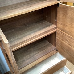 無印良品 ハイキャビネット 2枚扉・引き出し付 ダークブラウン ガタ