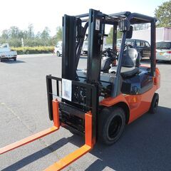 フォークリフト作業スタッフ募集