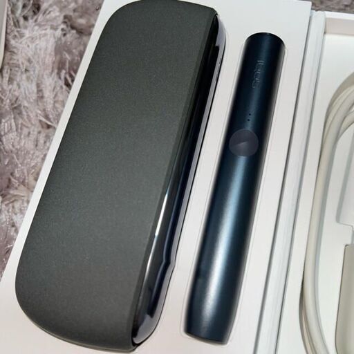新型 ILUMA イルマ ペブルグレー(黒系)
