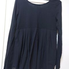 rienda チュニックトップス 黒の画像