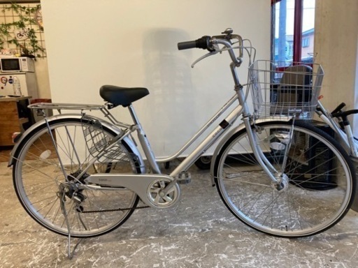 LEDオートライト】6段変速 27インチ自転車 シルバー 2024