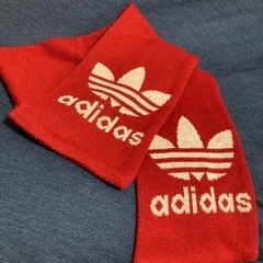adidasマフラー