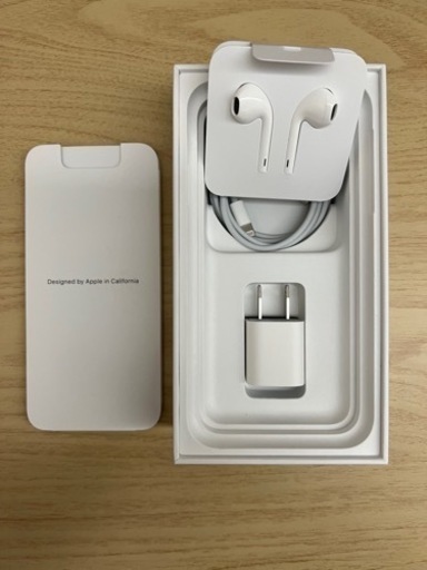 au iPhone11 64GB SIMロック解除済