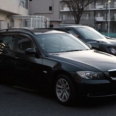 BMW320iツーリング黒♪サンルーフ♪ベージュ皮張り♪車検長い★2月中のみ掲載★の画像