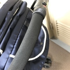 コンビのベビーカーの画像