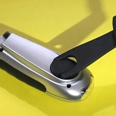 手回し式3連LED懐中電灯★BENEX★未使用品の画像