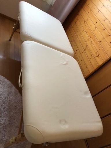 マッサージ.エステ用ベッド【お取引き中】