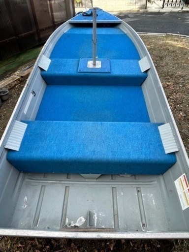 アルミボート12フィート スズキエンジン4馬力