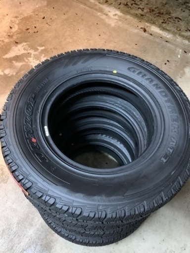 新品　195/80/15 ダンロップ　グラントレックAT3 2019年