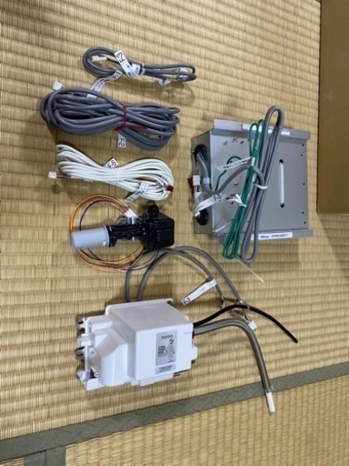 TOTO 床ワイパー洗浄（きれい除菌水）