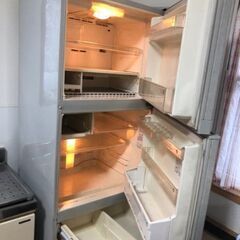 冷蔵庫の画像